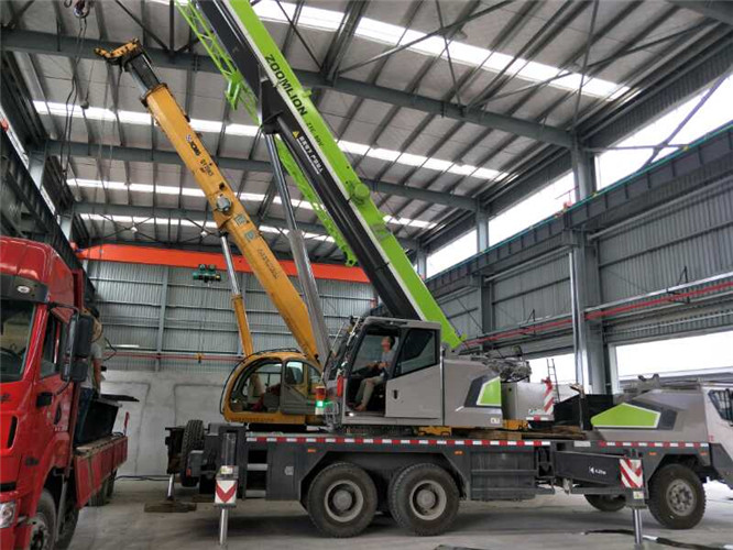 右江区高空车出租需要注意哪些安全事项？